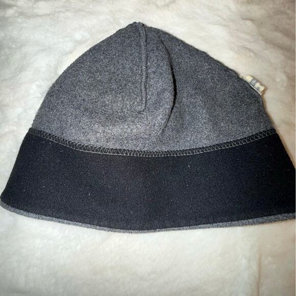 Charcoal Gray Fleece Winter Beanie — Old Navy — One Size - Picture 6 of 10